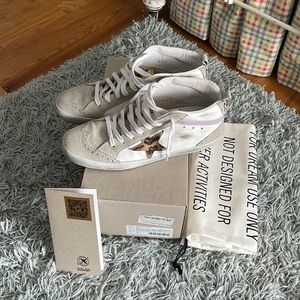 BRAND NEW Golden Goose Mid Star